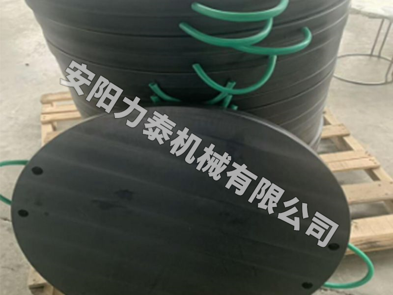 支腿垫板