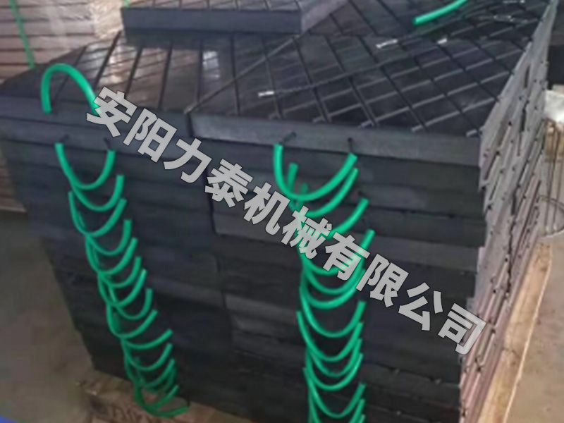 支腿垫板